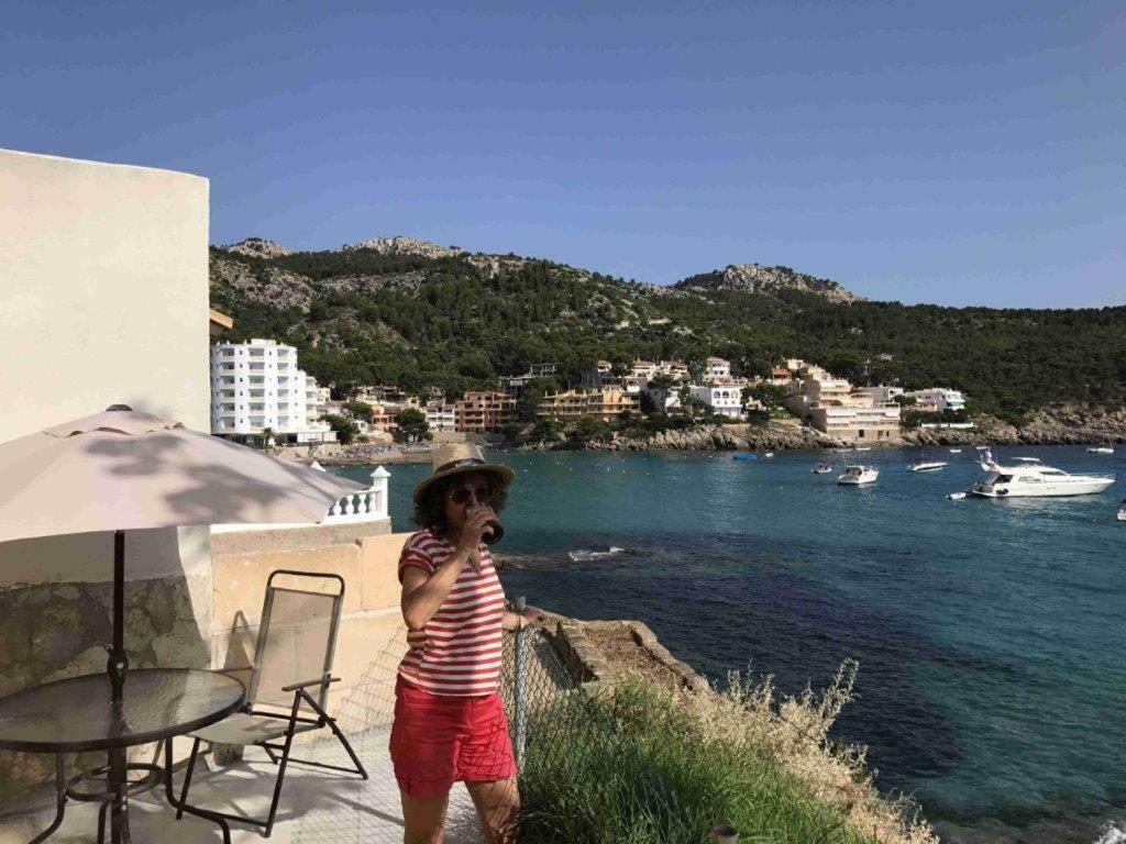 Hebergement Front De Mer Apartment Sant Elm Ngoại thất bức ảnh
